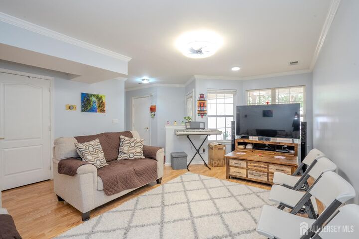 Property Photo:  22 Amy Drive  NJ 08902 