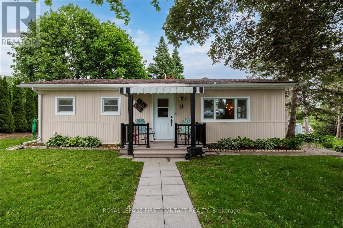 Property Photo: 11 Hawthorne Drive ON L9S 1P7