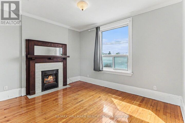 Property Photo:  1071 Gladstone Avenue 3  ON K1Y 3G7 