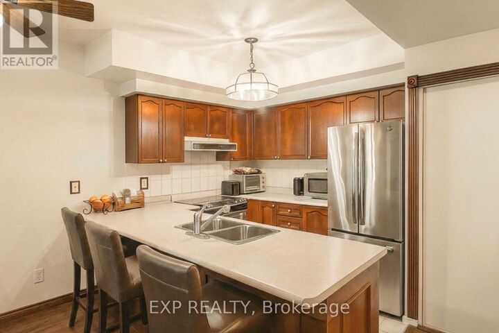 Property Photo: 760 Lawrence Avenue West 132 ON M6A 3E7