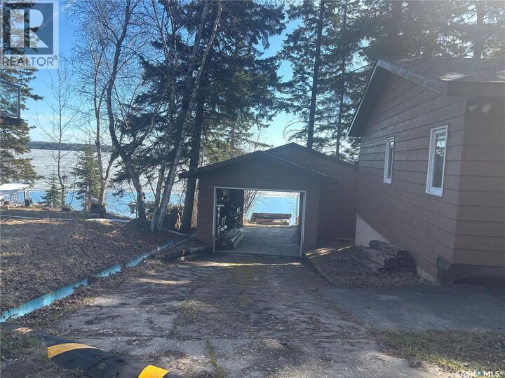 Property Photo:  183 Carwin Park Drive  SK S0J 0N0 