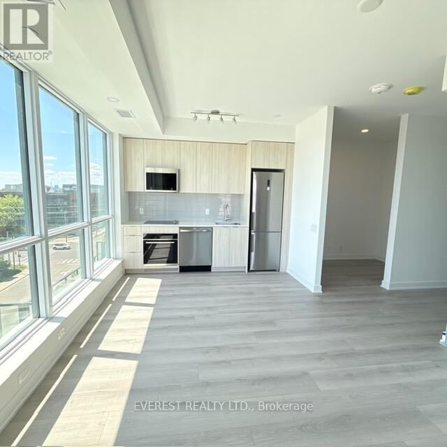Property Photo:  20 Deans Drive East 504  ON M1L 0J7 