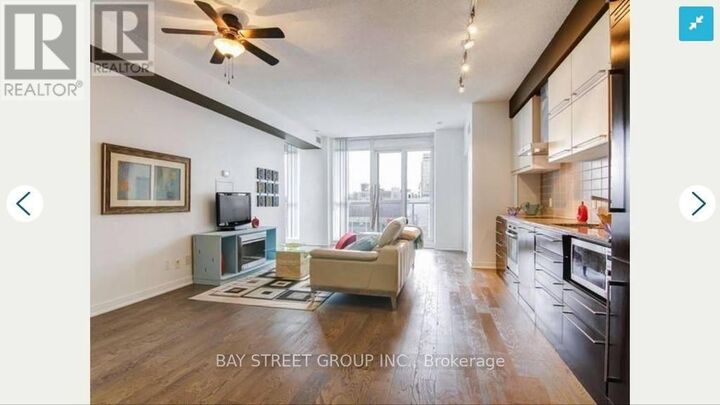 Property Photo:  770 Bay Street 1812  ON M5G 0A6 