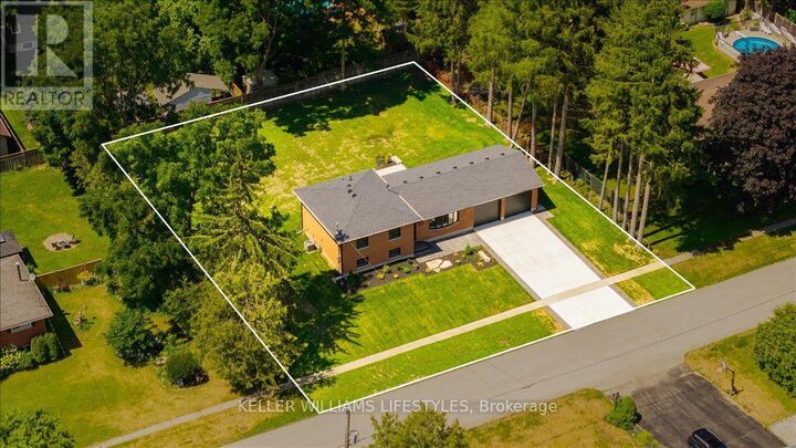 Property Photo: 572 Churchill Crescent ON N0L 1W0