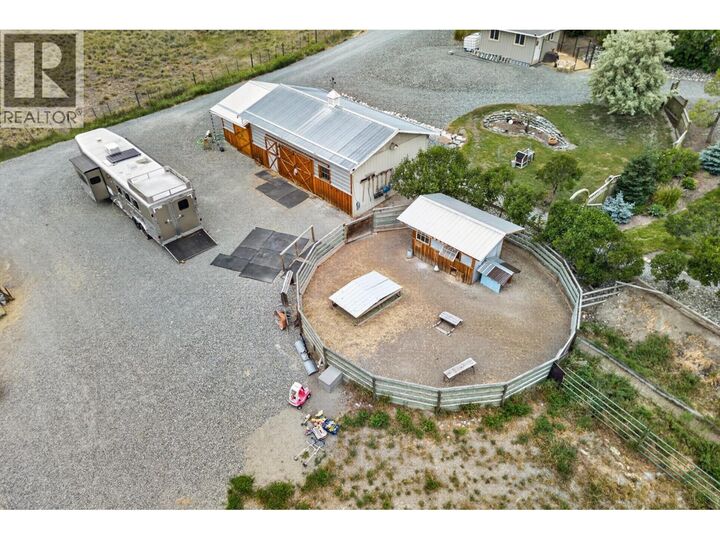 Property Photo: 1373 Miller Road BC V1K 1N6