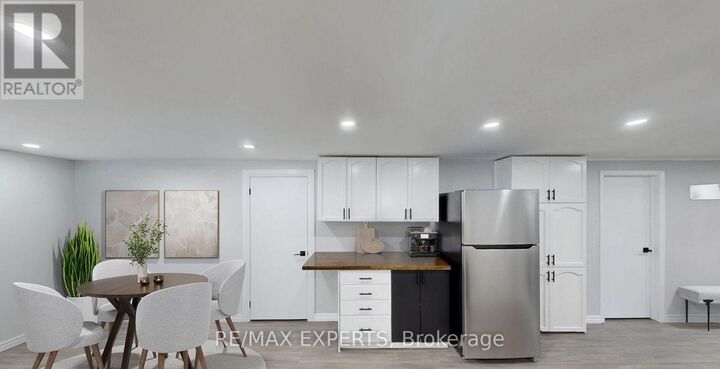 Property Photo:  192 Dunbar Road Bsmt  ON L5B 1G7 