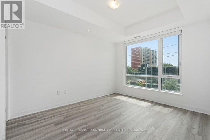 Property Photo:  3220 Sheppard Avenue East 16  ON M1T 3K3 