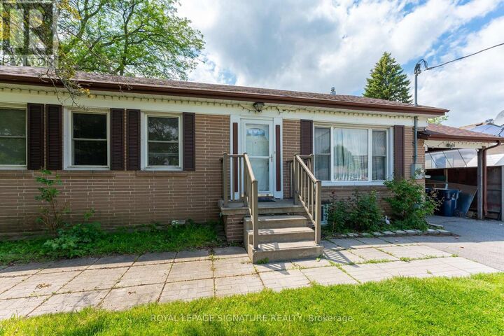 Property Photo: 14 Lawndale Road Lower ON M1M 3R6