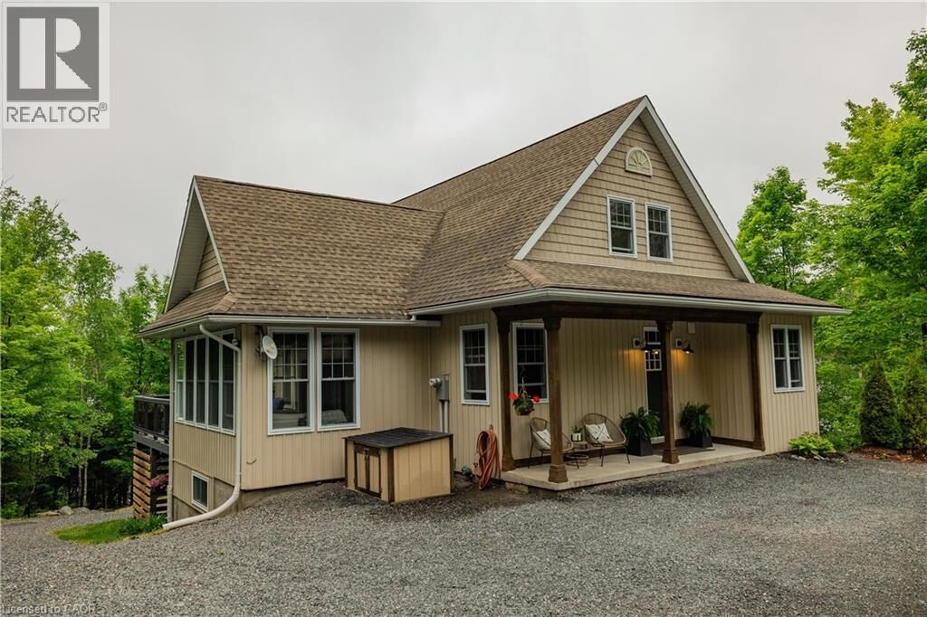 Property Photo: 780 Stanrock Road ON P5A 2S9