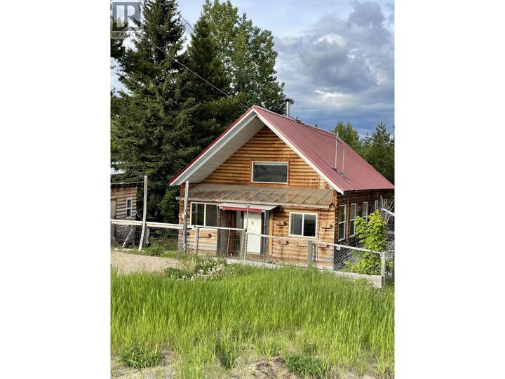 Property Photo: 368 Cinnamon Street BC V0J 3G0