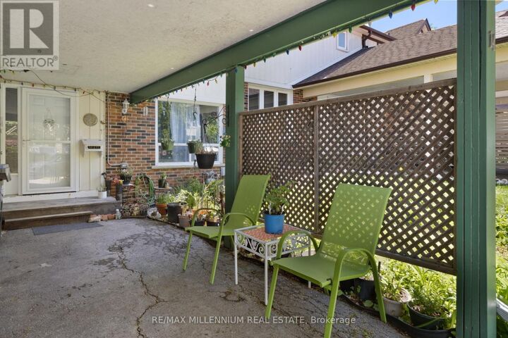 Property Photo:  14 Laurier Court  ON L6Z 1J5 