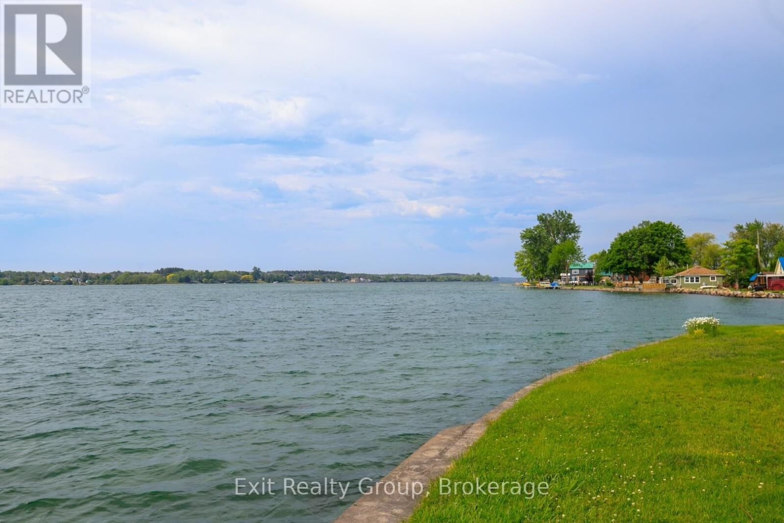 Property Photo: 87 Evergreen Lane ON K0K 1L0