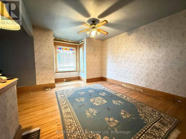 Property Photo:  126 Diagonal Road  ON N0G 2W0 