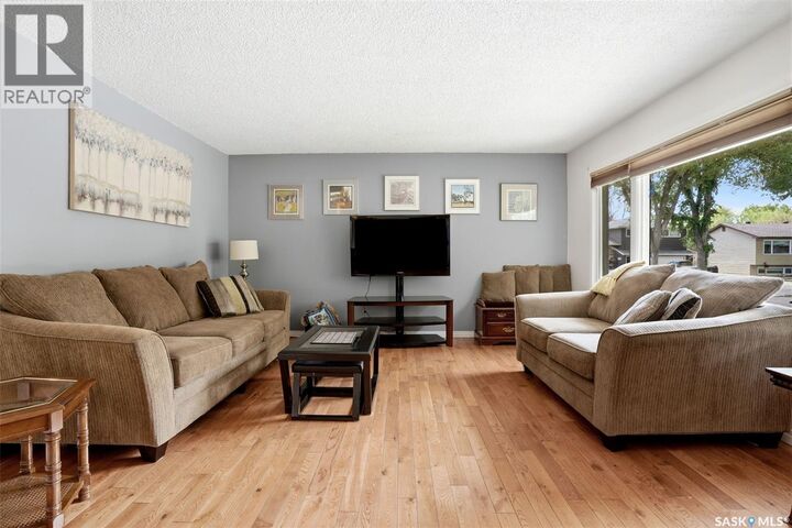 Property Photo:  60 Krivel Crescent  SK S4R 5C5 