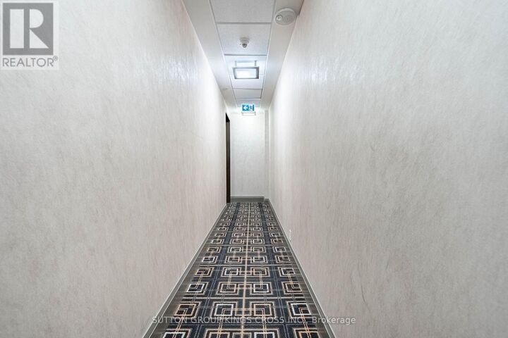 Property Photo:  15 Zorra Street 202  ON M8Z 0C1 