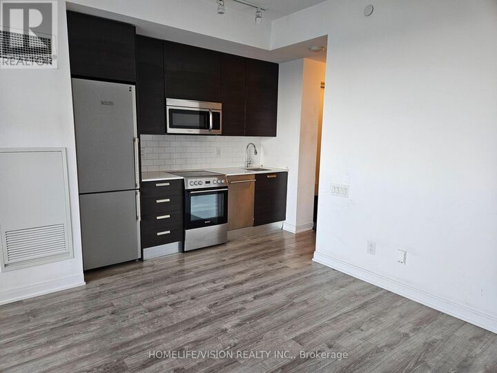 Property Photo:  42 Charles Street East 4207  ON M4Y 1N3 