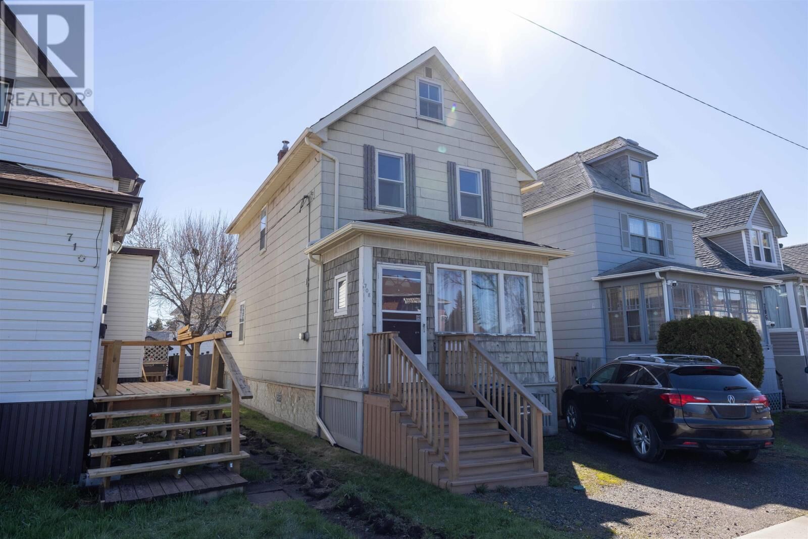 Property Photo: 708 McLeod St ON P7C 2Z6