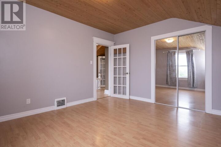 Property Photo:  123 Francis St W  ON P7E 4B8 