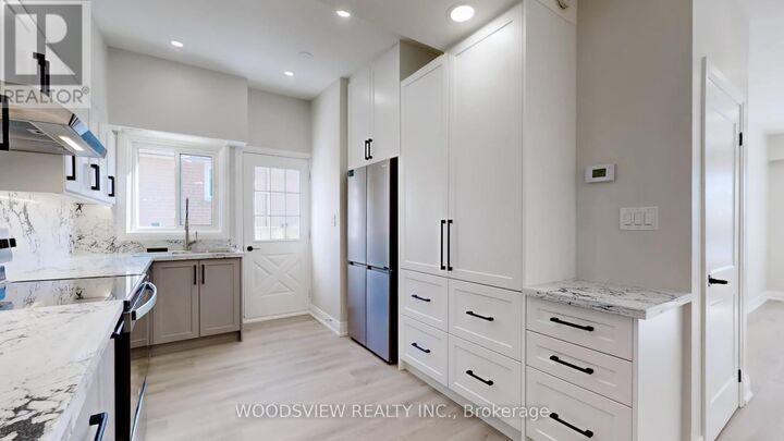 Property Photo:  56 Niantic Crescent Main  ON M3A 2H7 