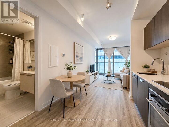 Property Photo:  50 Charles Street East 3906  ON M4Y 0C3 