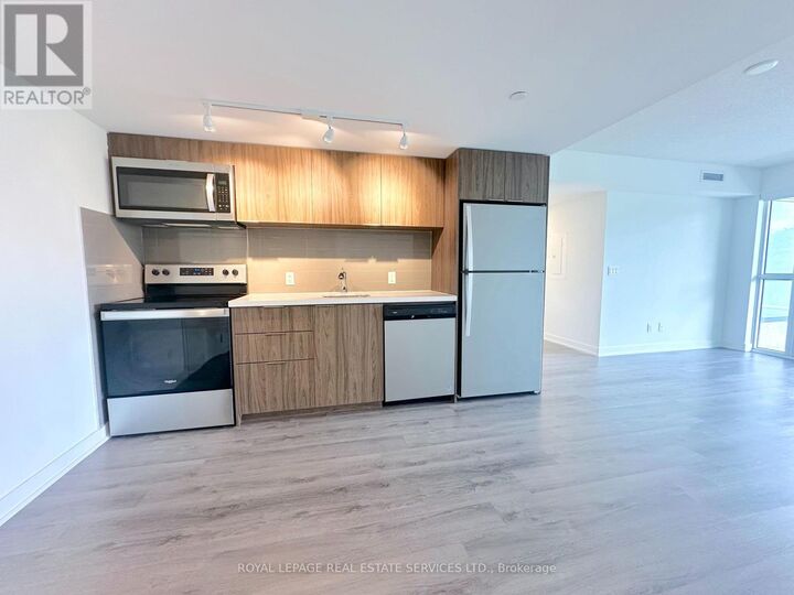 Property Photo: 1225 York Mills Road 401 ON M3A 1Y4