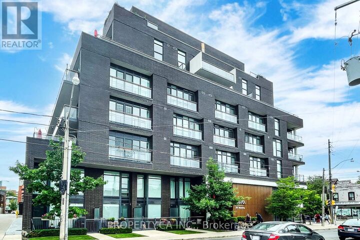 Property Photo:  205 Manning Avenue 403  ON M6J 2K7 