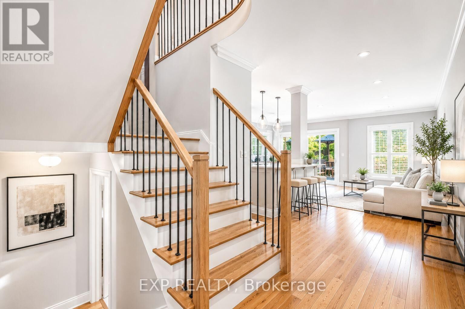 Property Photo:  130 Robert Street 22  ON L9T 6E3 