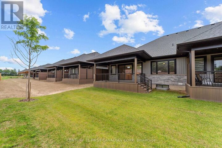 Property Photo: 32 Postma Crescent 11 ON N0M 1A0