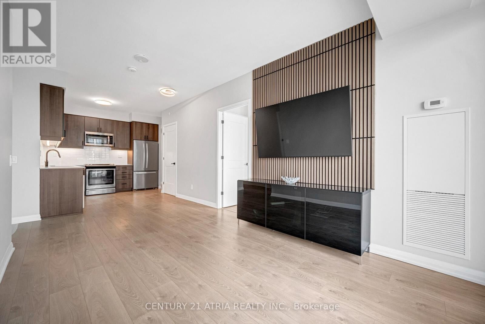 Property Photo: 7895 Jane Street 2508 ON L4K 0K2