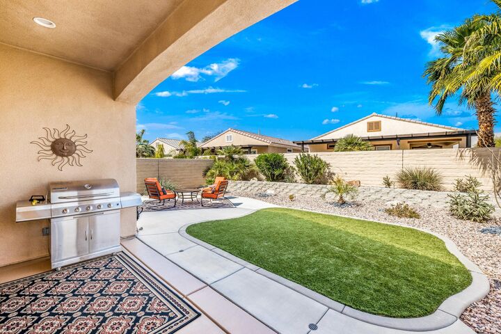 Property Photo: 81968 Avenida Dulce CA 92203
