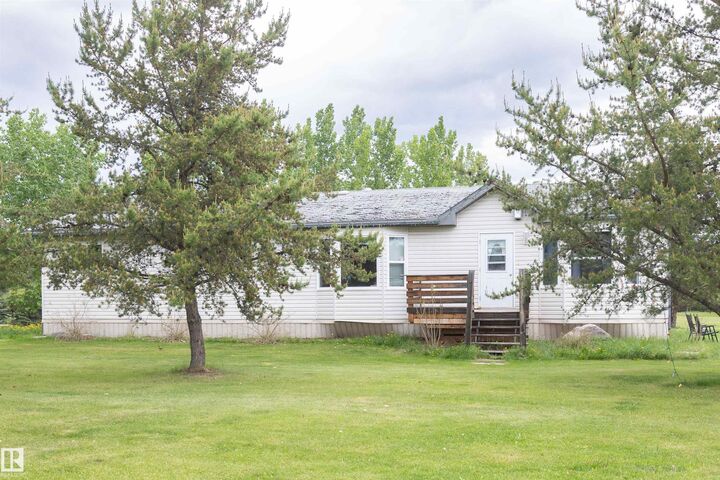 Property Photo:  209 5128 Highway 18  AB T7N 1N3 