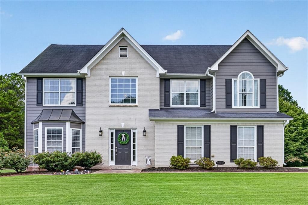 Property Photo: 3021 Planters Mill Drive GA 30019