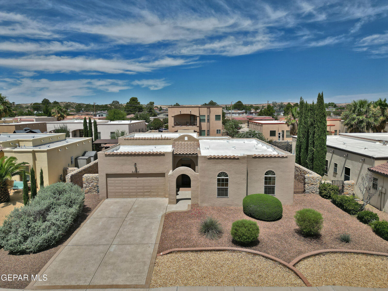 Property Photo:  5709 Ireland Drive  NM 88008 