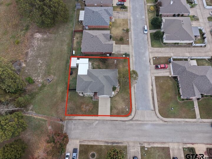 Property Photo:  1724 Heritage Drive  TX 75773 