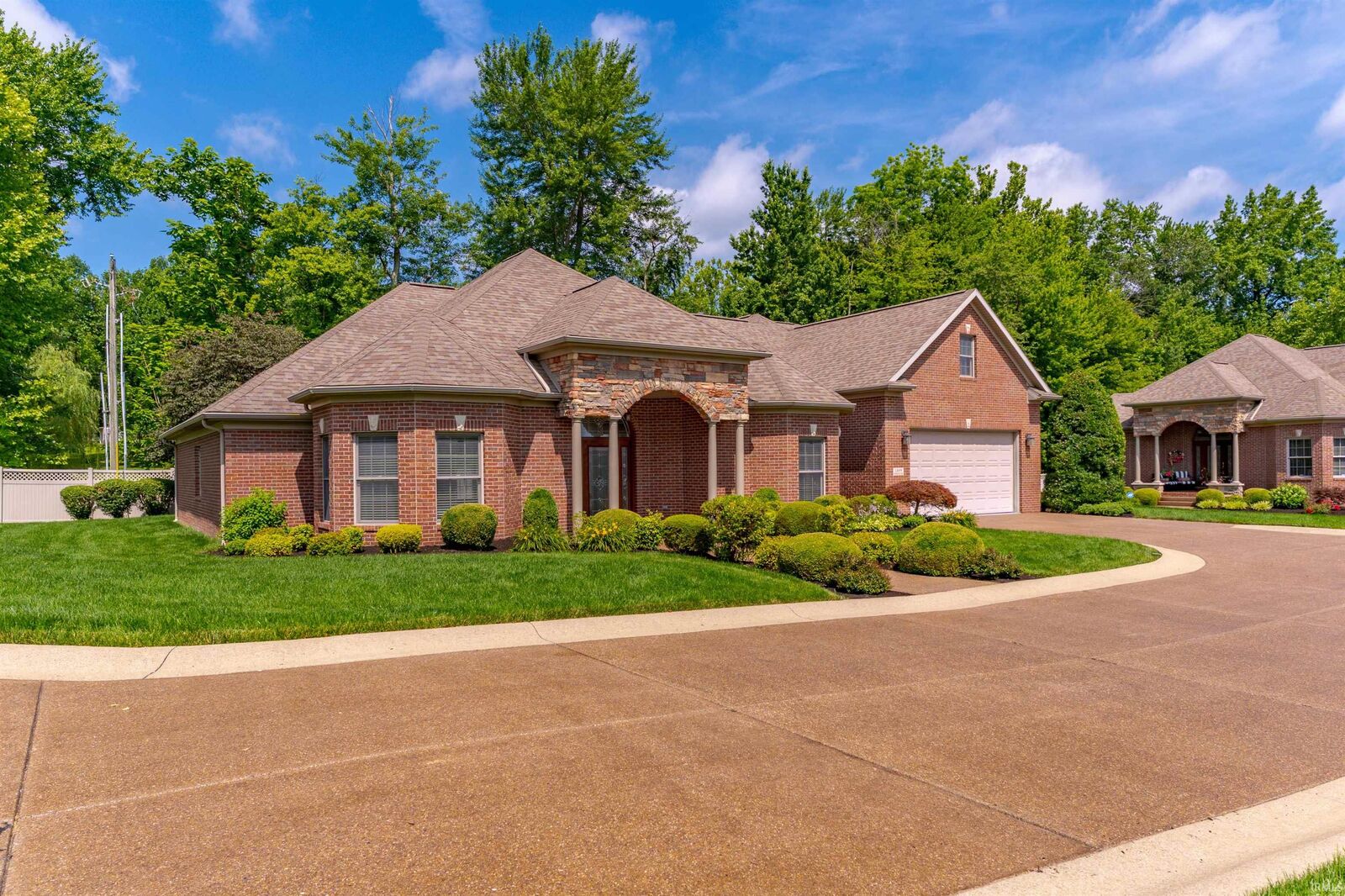 Property Photo:  1469 Woodfield Drive  IN 47630 