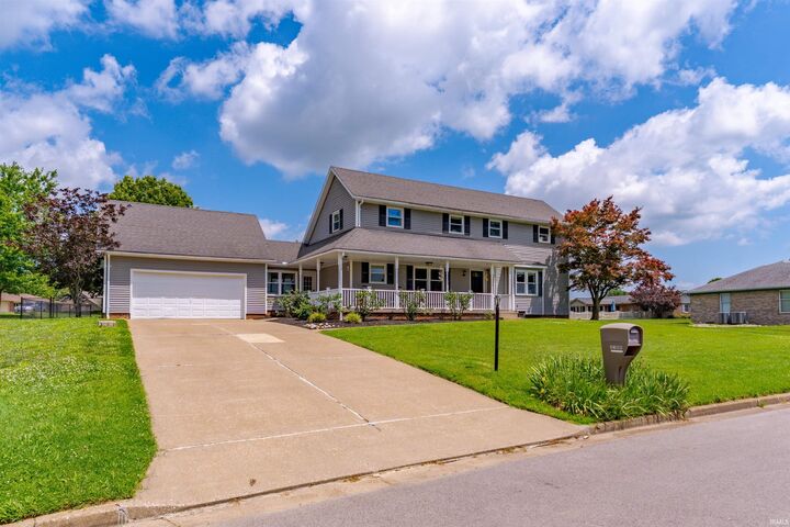 Property Photo:  2109 Tanglewood Drive  IN 47620 