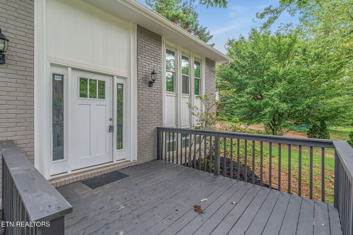 Property Photo: 10005 Hempshire Drive TN 37922