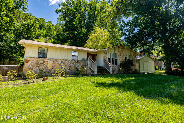 Property Photo: 6704 Ottari Drive TN 37918