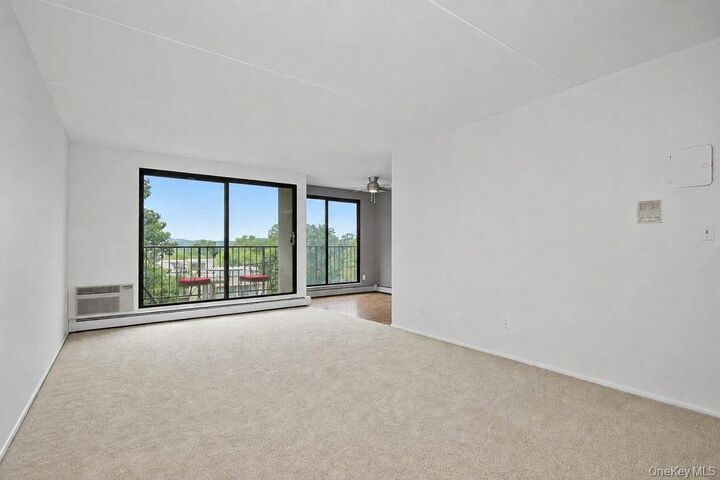 Property Photo: 150 Overlook 5F NY 10566