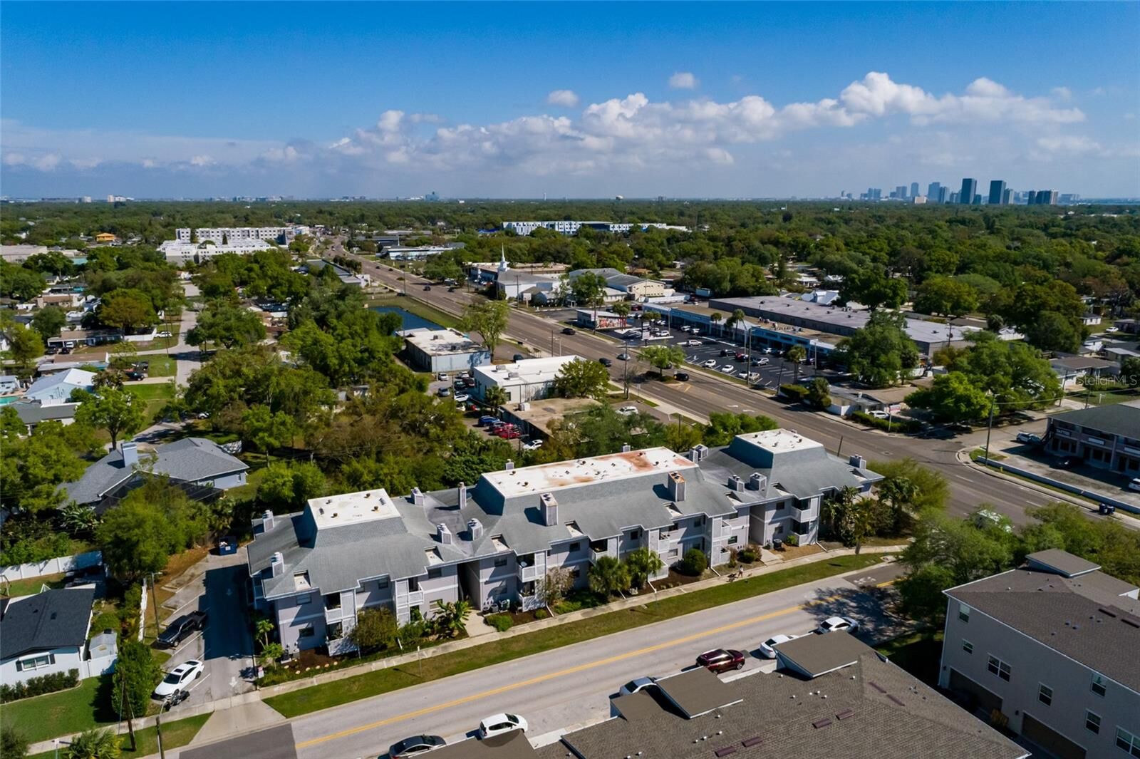 Property Photo: 4405 W Fair Oaks Avenue 21 FL 33611