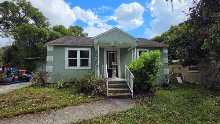 Property Photo: 522 W 13th Street FL 33805