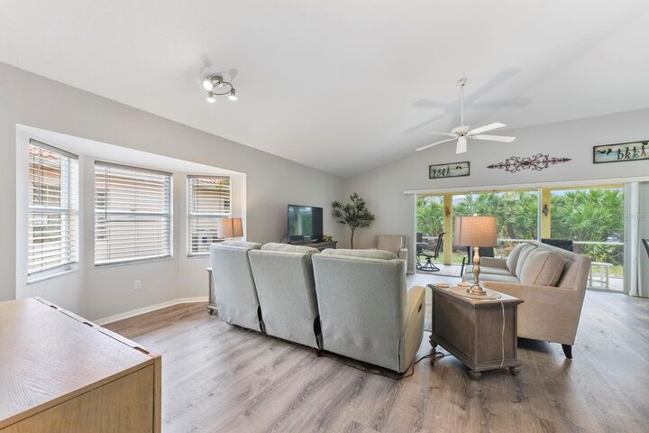 Property Photo:  3985 Cape Cole Boulevard  FL 33955 