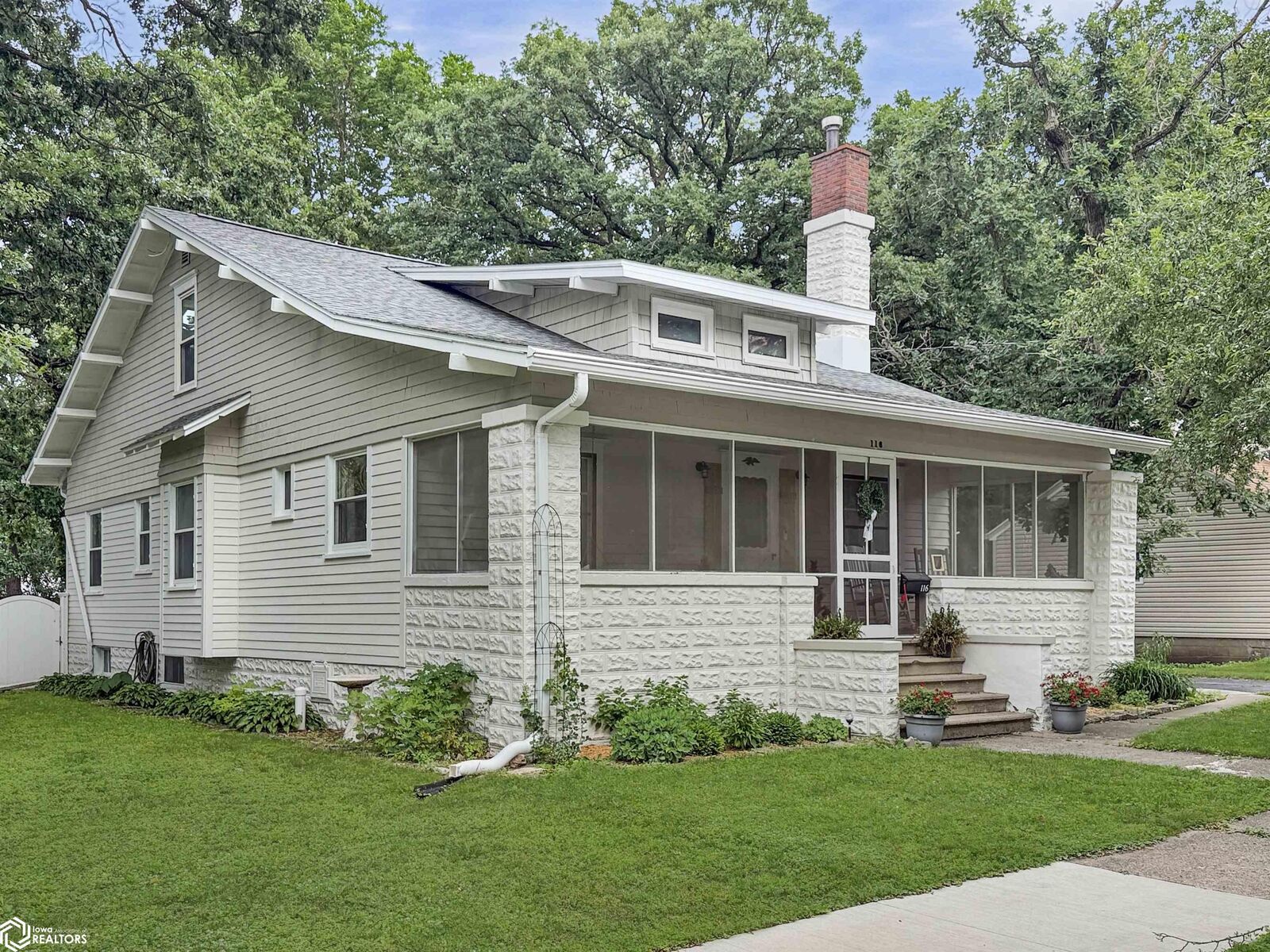 Property Photo:  116 Mildred Avenue  IA 50126 