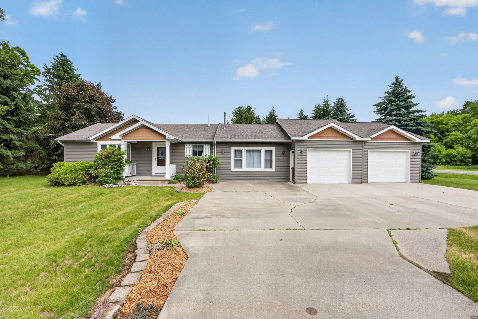 Property Photo:  8508 Wood Street  MI 49332 