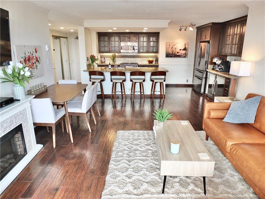 Property Photo: 2601 E Ocean Boulevard 309 CA 90803