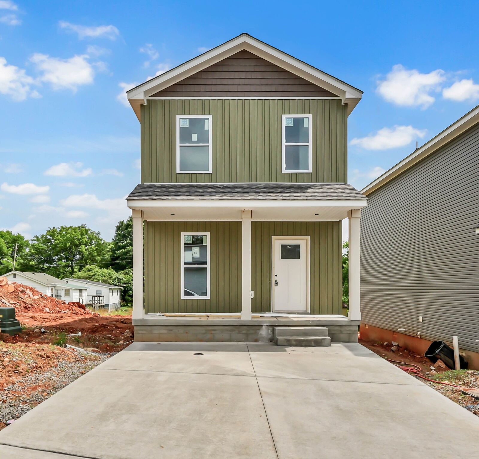 Property Photo: 42 Dixon Dr TN 37040