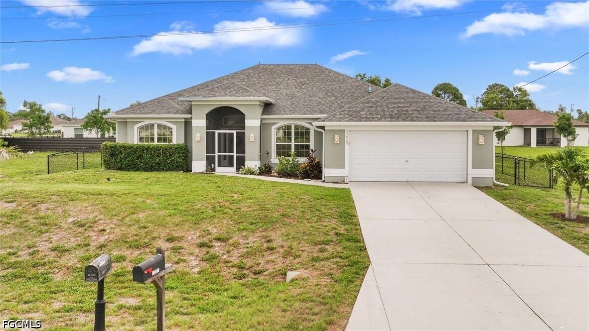 Property Photo:  3225 NW 2nd Place  FL 33993 
