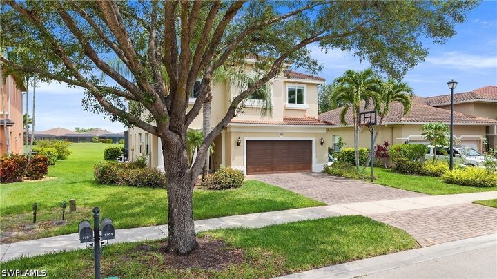 Property Photo:  1703 Sarazen Place  FL 34120 