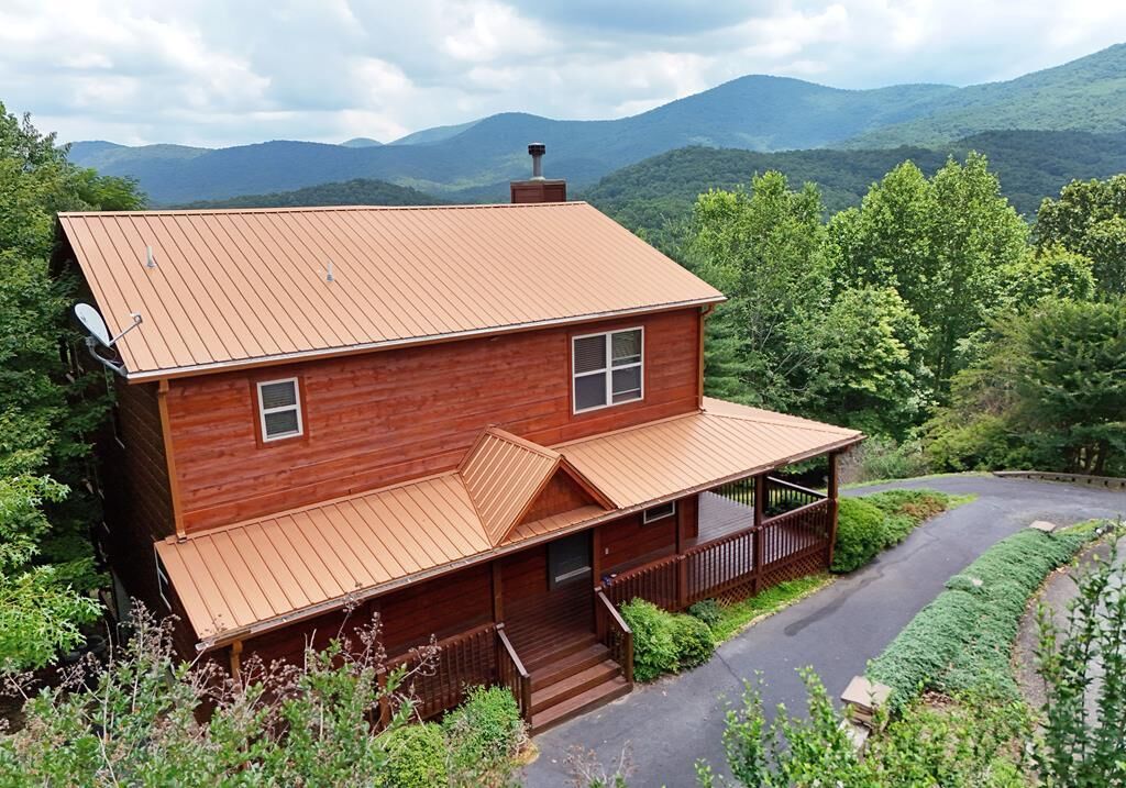 Property Photo: 224 Crest Road GA 30512
