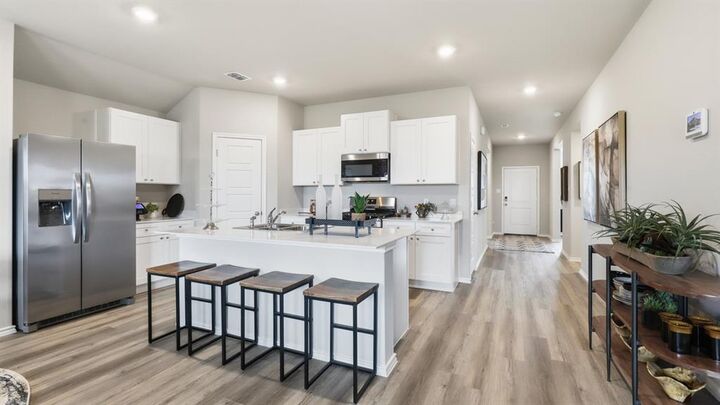 Property Photo: 10640 Sunrise Creek Drive TX 76036
